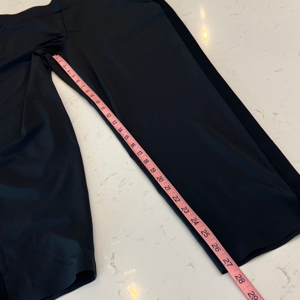 Athleta Brooklyn Ankle Pant Black Featherweight Stretch Size 14 - Picture 13 of 16